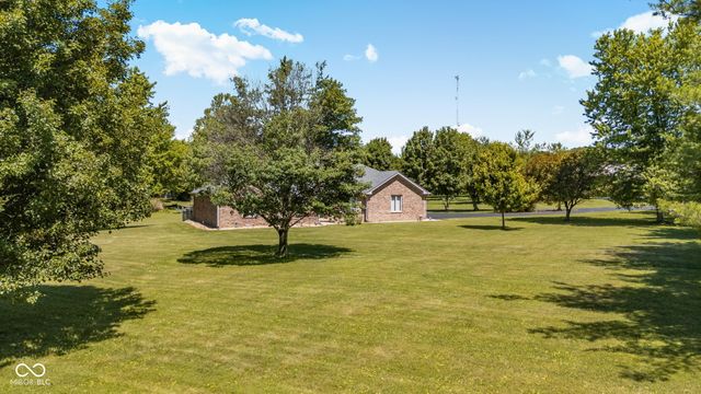 10300 N Serenity Lane, Mooresville, IN 46158