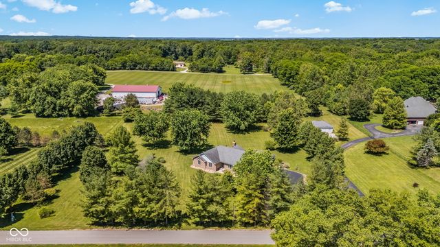 10300 N Serenity Lane, Mooresville, IN 46158