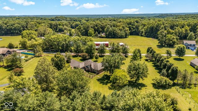 10300 N Serenity Lane, Mooresville, IN 46158