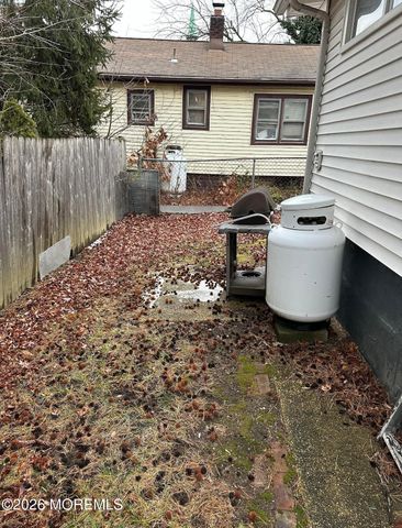 306 Norwood Avenue, Laurence Harbor, NJ 08879