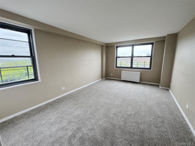 61-20 Grand Central Parkway A1, Forest Hills, NY 11375