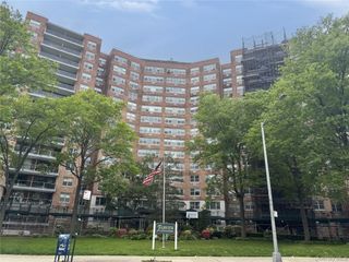 61-20 Grand Central Parkway A1, Forest Hills, NY 11375