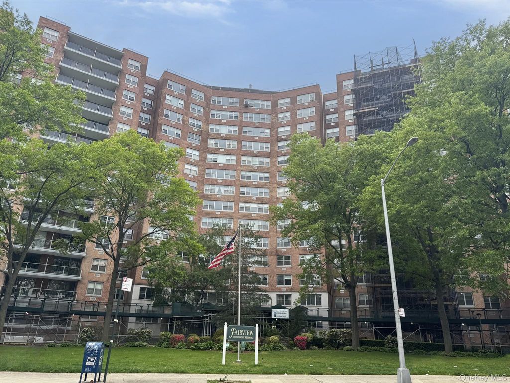 61-20 Grand Central Parkway A1, Forest Hills, NY 11375