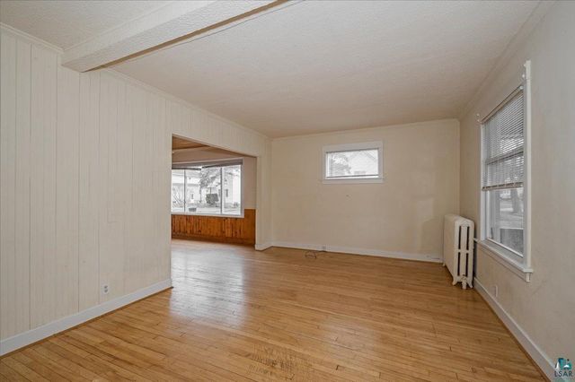 302 E 7th St, Superior, WI 54880