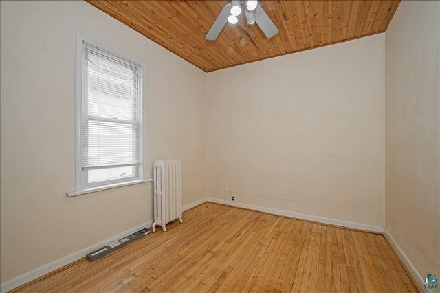 302 E 7th St, Superior, WI 54880