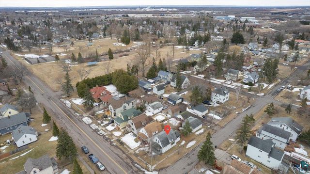 302 E 7th St, Superior, WI 54880