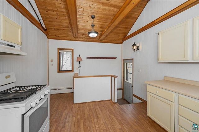 302 E 7th St, Superior, WI 54880