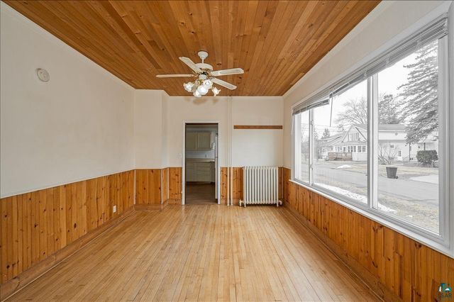 302 E 7th St, Superior, WI 54880