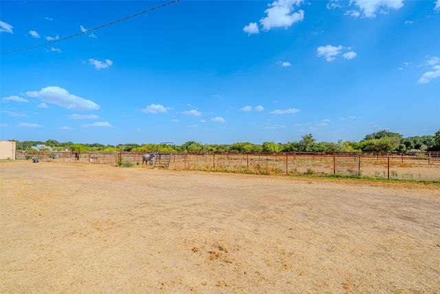 611 Billings Road, Tolar, TX 76476