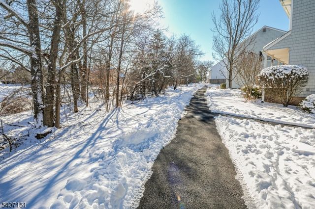 1706 William And Mary Cmn, Hillsborough Twp., NJ 08844