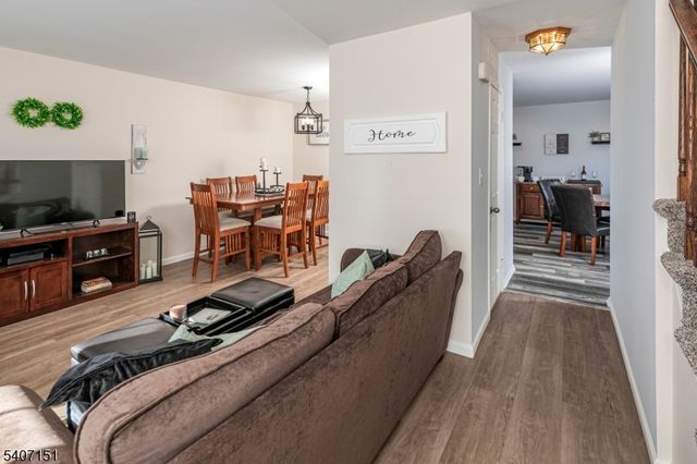 1706 William And Mary Cmn, Hillsborough Twp., NJ 08844