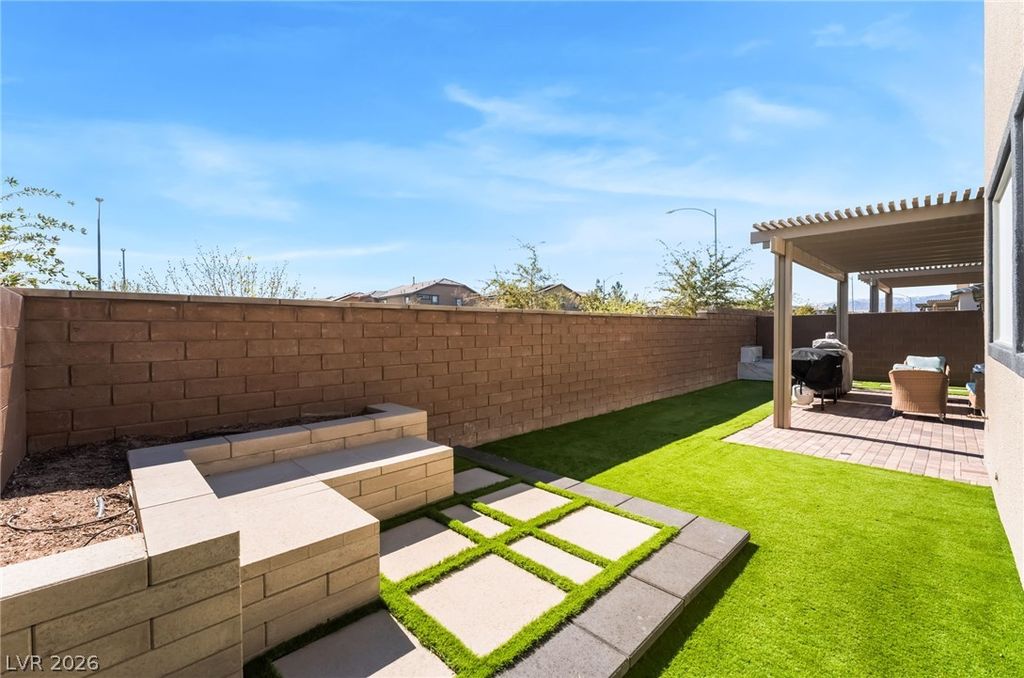 1305 Crimson Sunbird Avenue, North Las Vegas, NV 89084 — photo 3