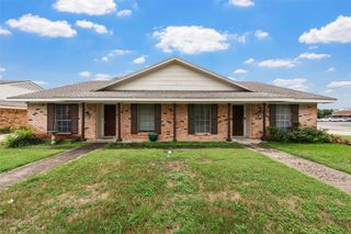 6716 Wiethorn Drive 6718, Waco, TX 76710