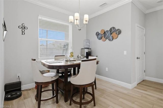 1025 7th PL, Cape Coral, FL 33993