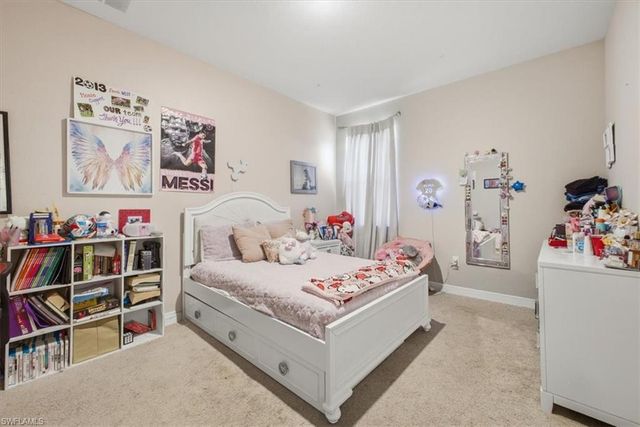 1025 7th PL, Cape Coral, FL 33993