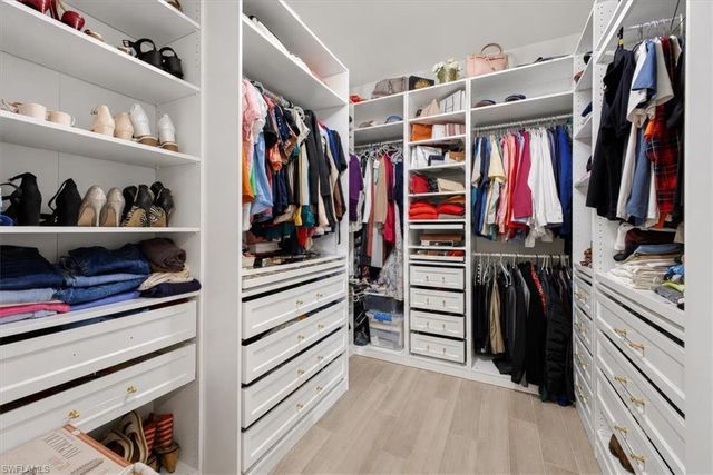 1025 7th PL, Cape Coral, FL 33993