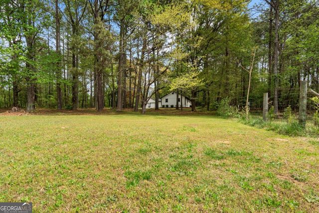 1177 Bob Smith Road, Sharpsburg, GA 30277