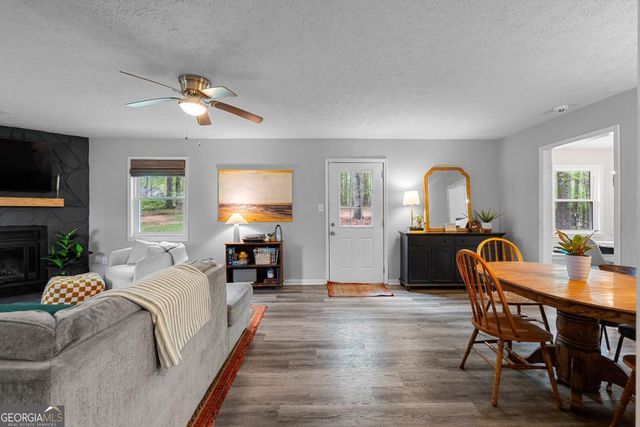 1177 Bob Smith Road, Sharpsburg, GA 30277