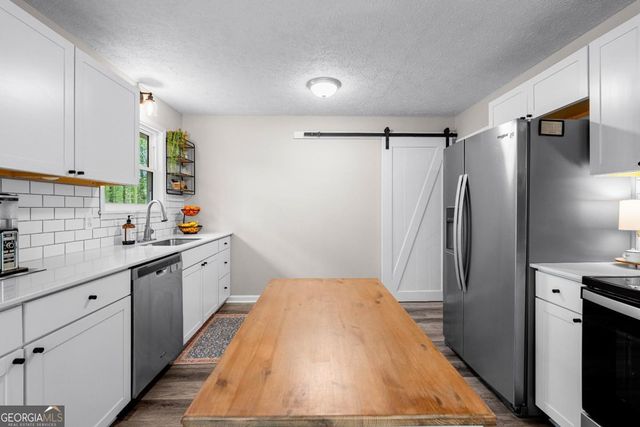 1177 Bob Smith Road, Sharpsburg, GA 30277