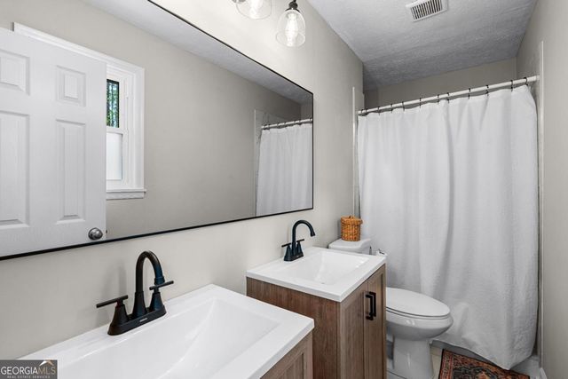 1177 Bob Smith Road, Sharpsburg, GA 30277