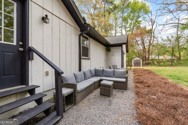 1177 Bob Smith Road, Sharpsburg, GA 30277