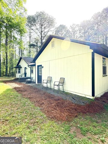 1177 Bob Smith Road, Sharpsburg, GA 30277