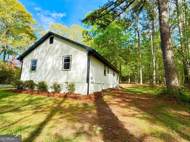 1177 Bob Smith Road, Sharpsburg, GA 30277