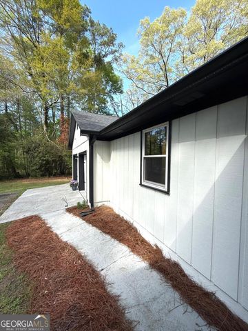 1177 Bob Smith Road, Sharpsburg, GA 30277