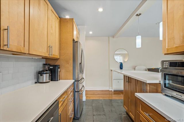 30-47 Hobart Street 3M, Woodside, NY 11377