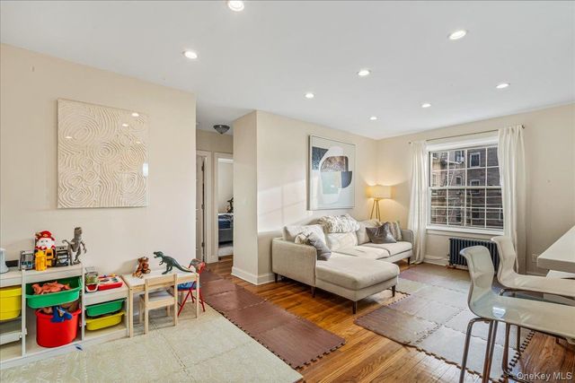 30-47 Hobart Street 3M, Woodside, NY 11377