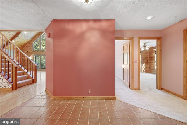 42 FOXRIDGE LN, Front Royal, VA 22630