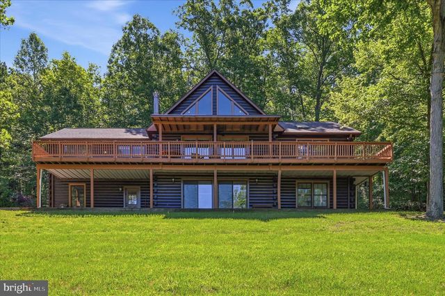 42 FOXRIDGE LN, Front Royal, VA 22630