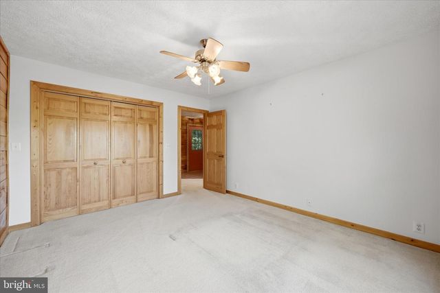 42 FOXRIDGE LN, Front Royal, VA 22630