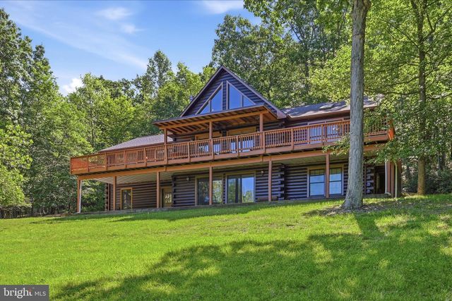 42 FOXRIDGE LN, Front Royal, VA 22630