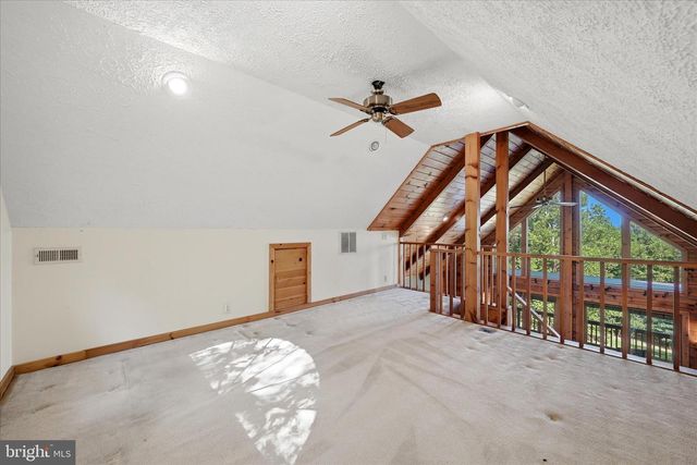 42 FOXRIDGE LN, Front Royal, VA 22630