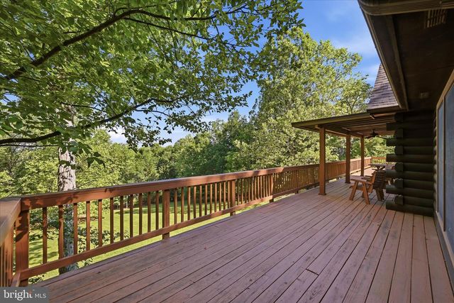 42 FOXRIDGE LN, Front Royal, VA 22630