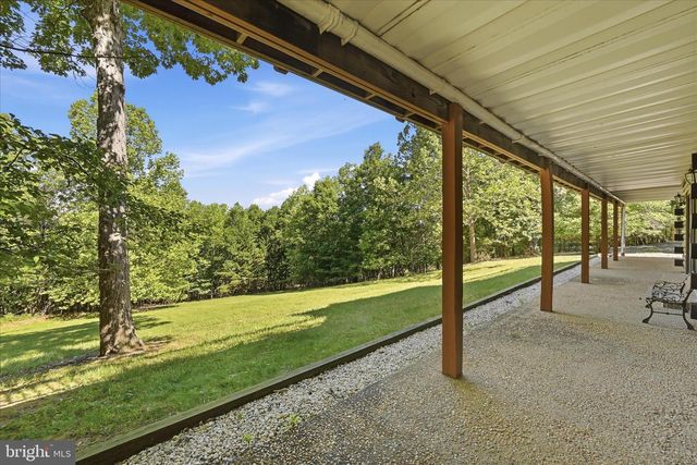 42 FOXRIDGE LN, Front Royal, VA 22630