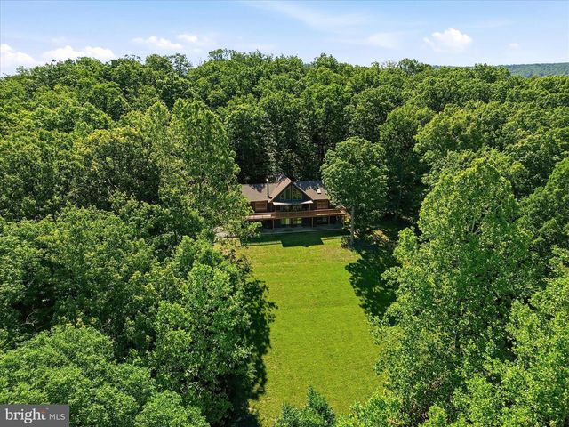 42 FOXRIDGE LN, Front Royal, VA 22630