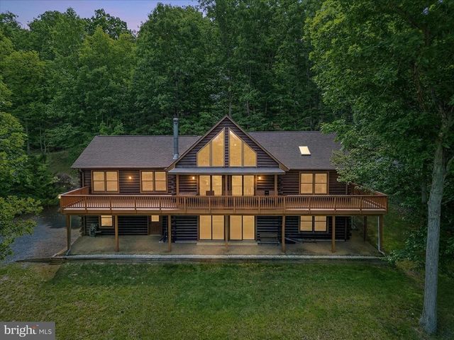 42 FOXRIDGE LN, Front Royal, VA 22630