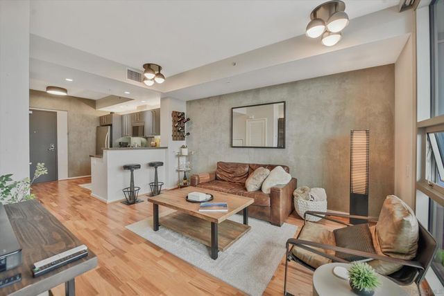 321 10Th Ave 1603, San Diego, CA 92101