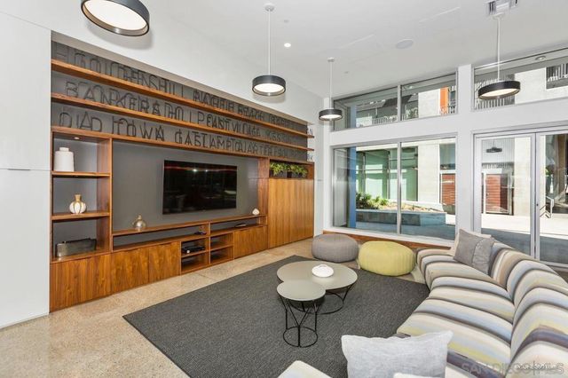 321 10Th Ave 1603, San Diego, CA 92101
