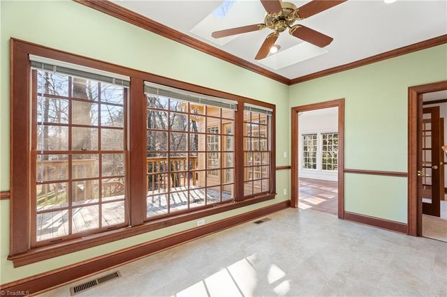 2800 Fieldwood Court, Winston-salem, NC 27106