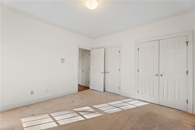 2800 Fieldwood Court, Winston-salem, NC 27106