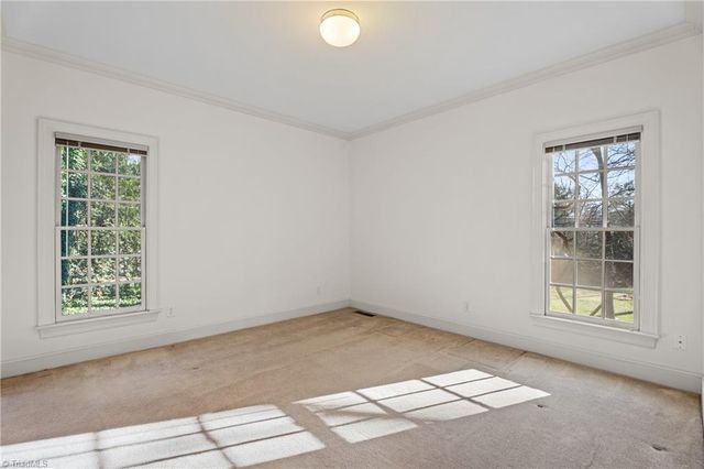 2800 Fieldwood Court, Winston-salem, NC 27106