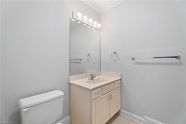 2800 Fieldwood Court, Winston-salem, NC 27106