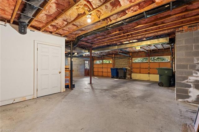 2800 Fieldwood Court, Winston-salem, NC 27106