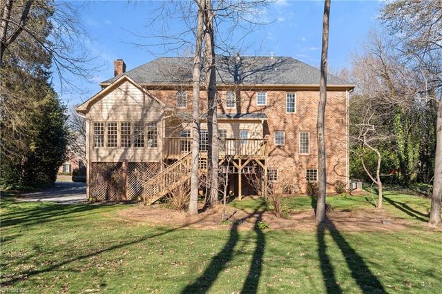 2800 Fieldwood Court, Winston-salem, NC 27106