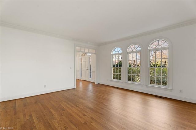 2800 Fieldwood Court, Winston-salem, NC 27106