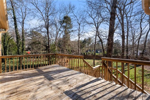 2800 Fieldwood Court, Winston-salem, NC 27106