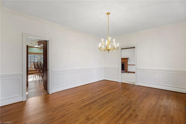 2800 Fieldwood Court, Winston-salem, NC 27106